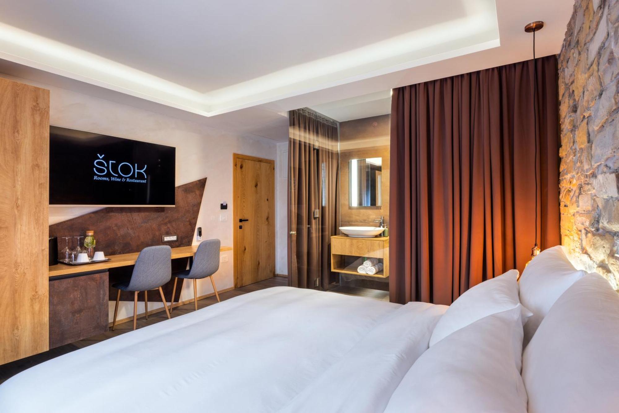 Stok - Rooms, Wine & Restaurant - Marezige, Koper Zewnętrze zdjęcie